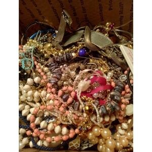 7LBS Junk Costume Jewelry Lot Broken Repurpose Repair  Craft Lot G-15